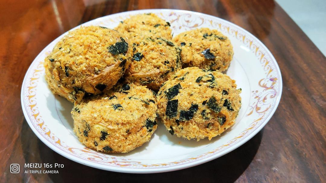 美味海苔肉松小贝