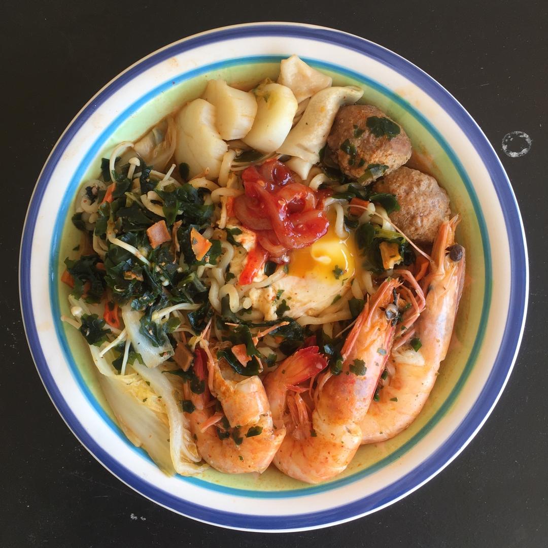 满足食欲的深夜秘密 森系浓香泡面