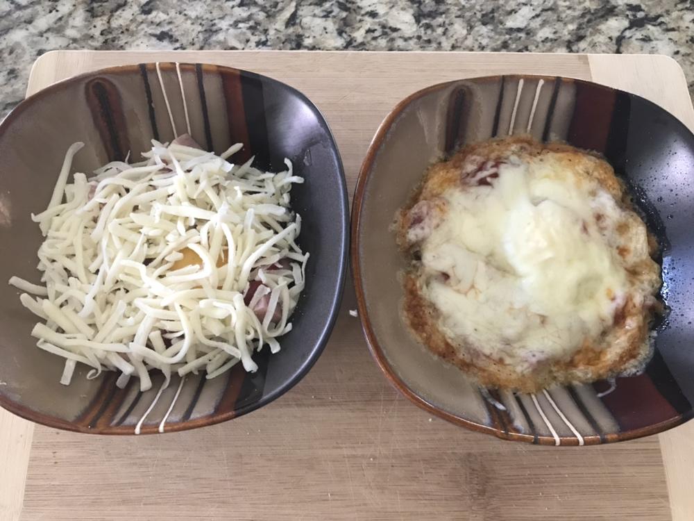 只需摆好材料去微波！惊艳全家的早餐端上桌：香肠奶酪烘蛋