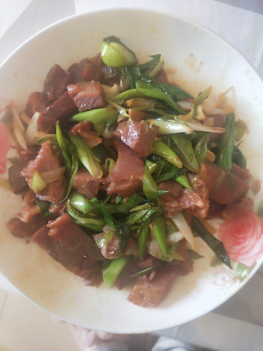 牛肉炒蒜苗