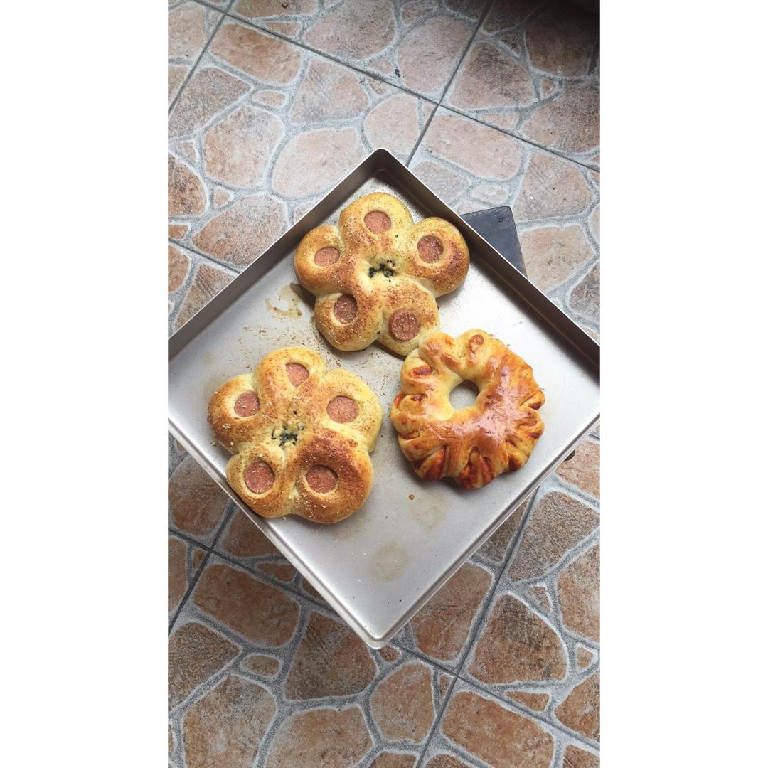 香肠花式面包