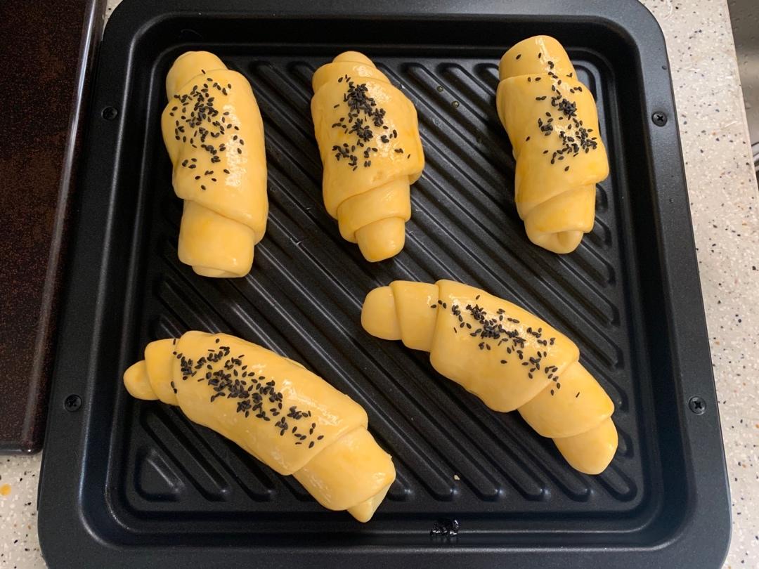 秒光！后悔没早做的小牛角包