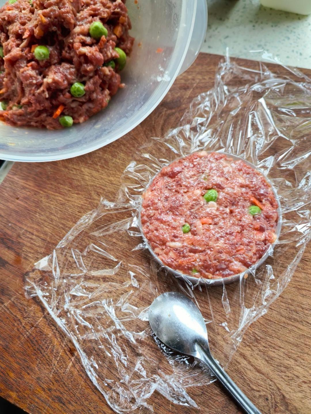 自制牛肉饼