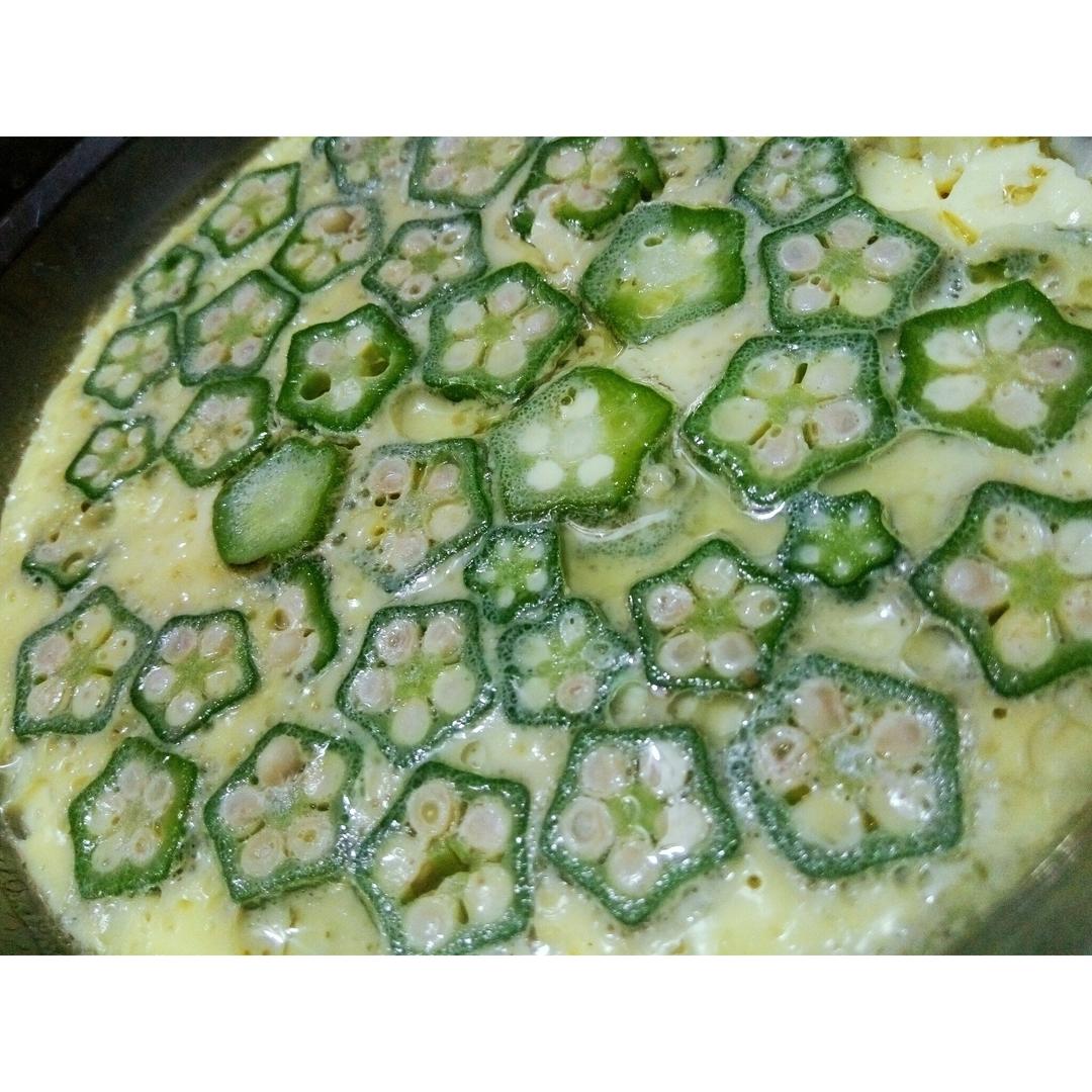 颜值控-做一朵开在碗里的花秋葵蒸水蛋