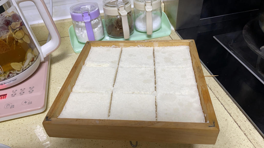 用专业的模具来做桂花糕米糕-福星糕模出品
