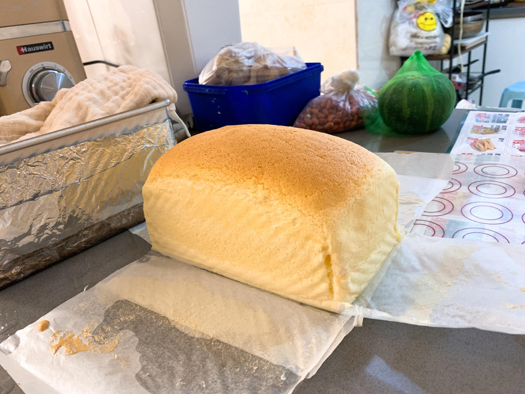 堪比柯基屁股
爆浆芝士🧀古早蛋糕