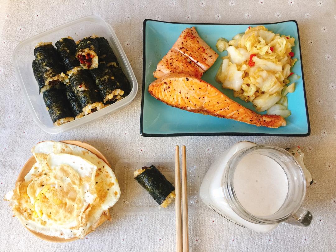 每天，叫醒我的是早餐