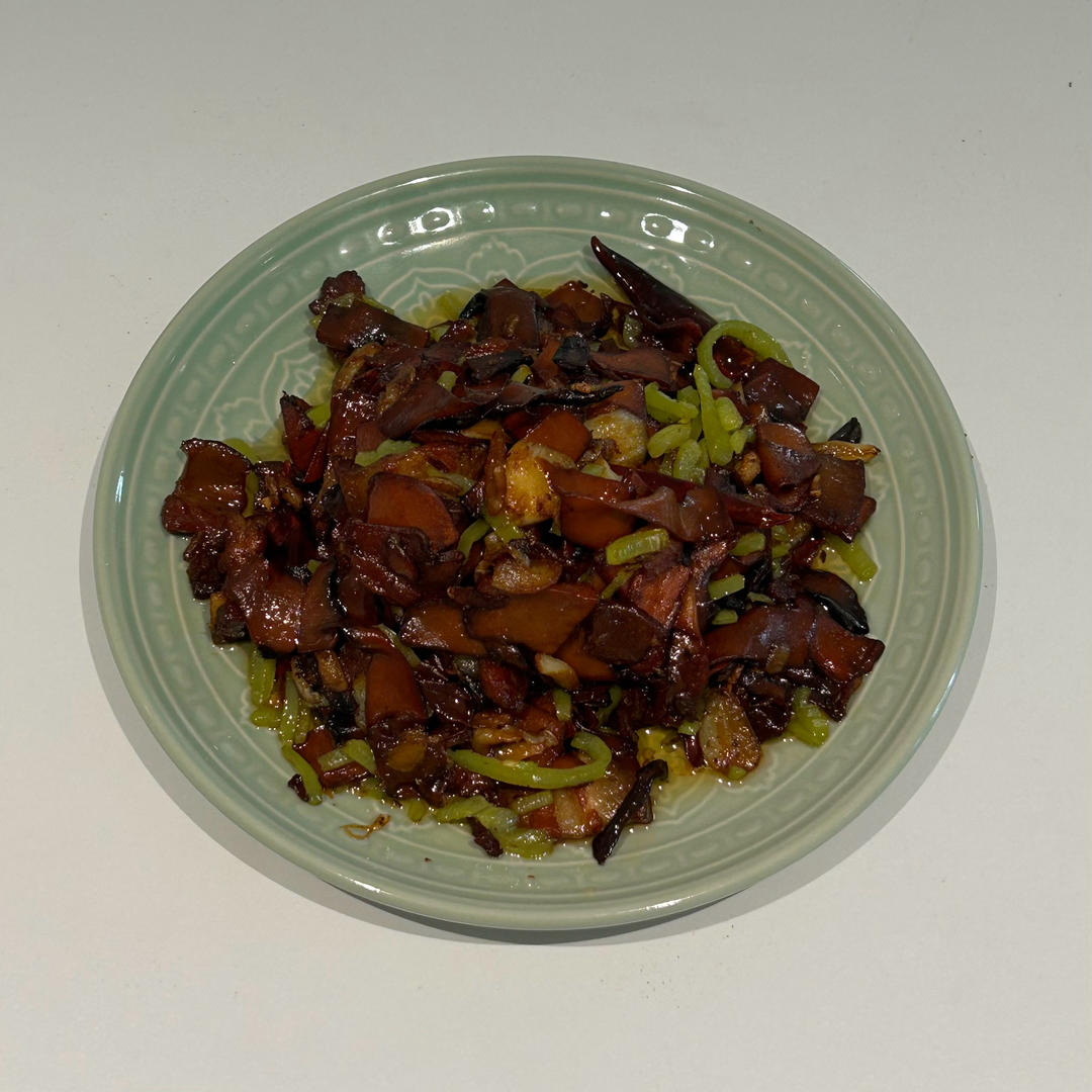 爆炒牛肝菌