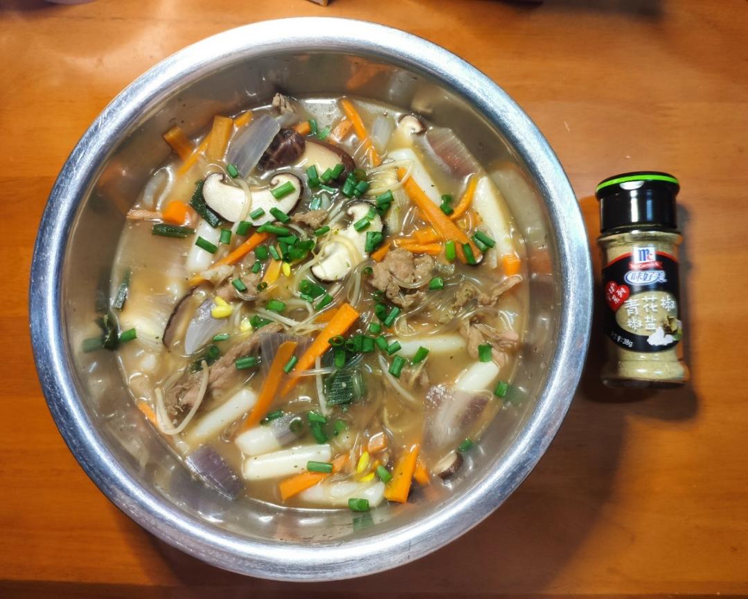 韩式牛肉锅的做法