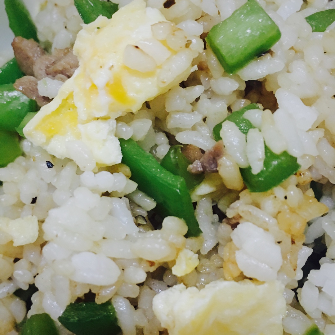 蓝葡萄ag做的青椒肉丝炒饭