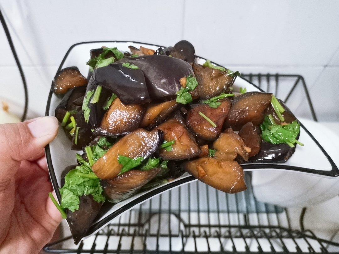 巨下饭的红烧茄子（少油版）