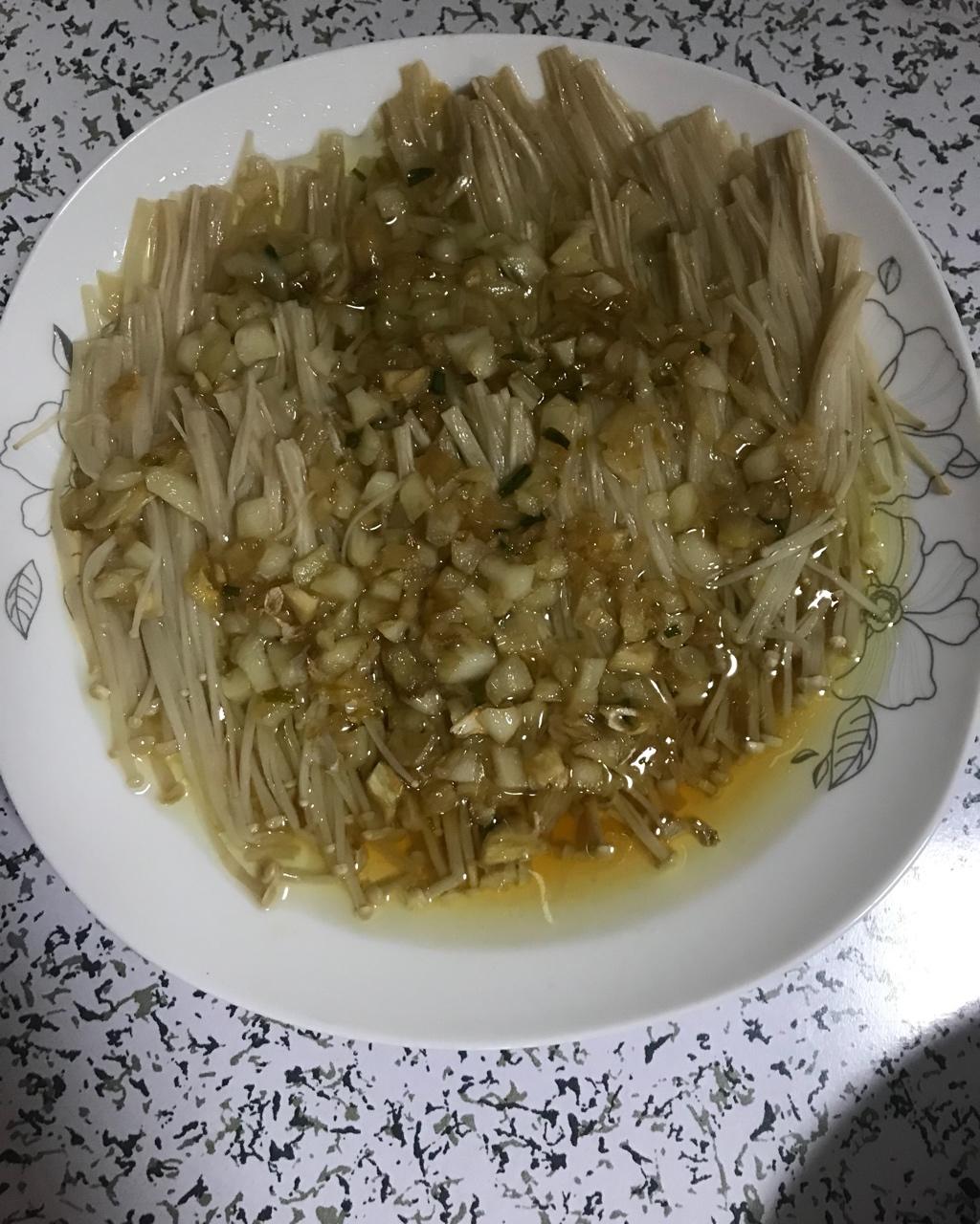 蒜蓉蒸金针菇