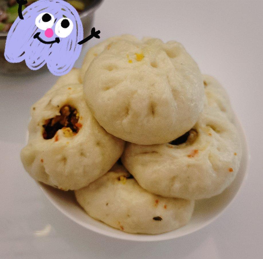 胡萝卜木耳鸡蛋素包子