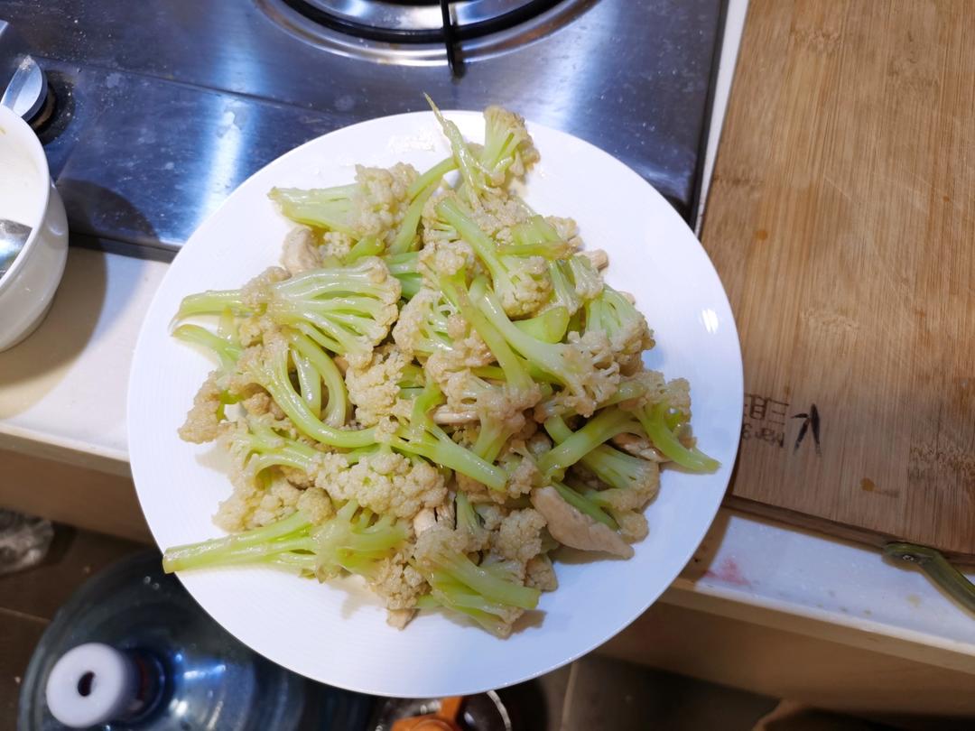 和饭店一个味道的干锅花菜