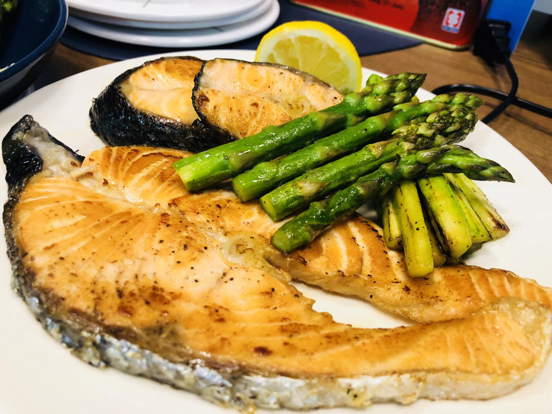 柠檬香煎三文鱼（无油版）