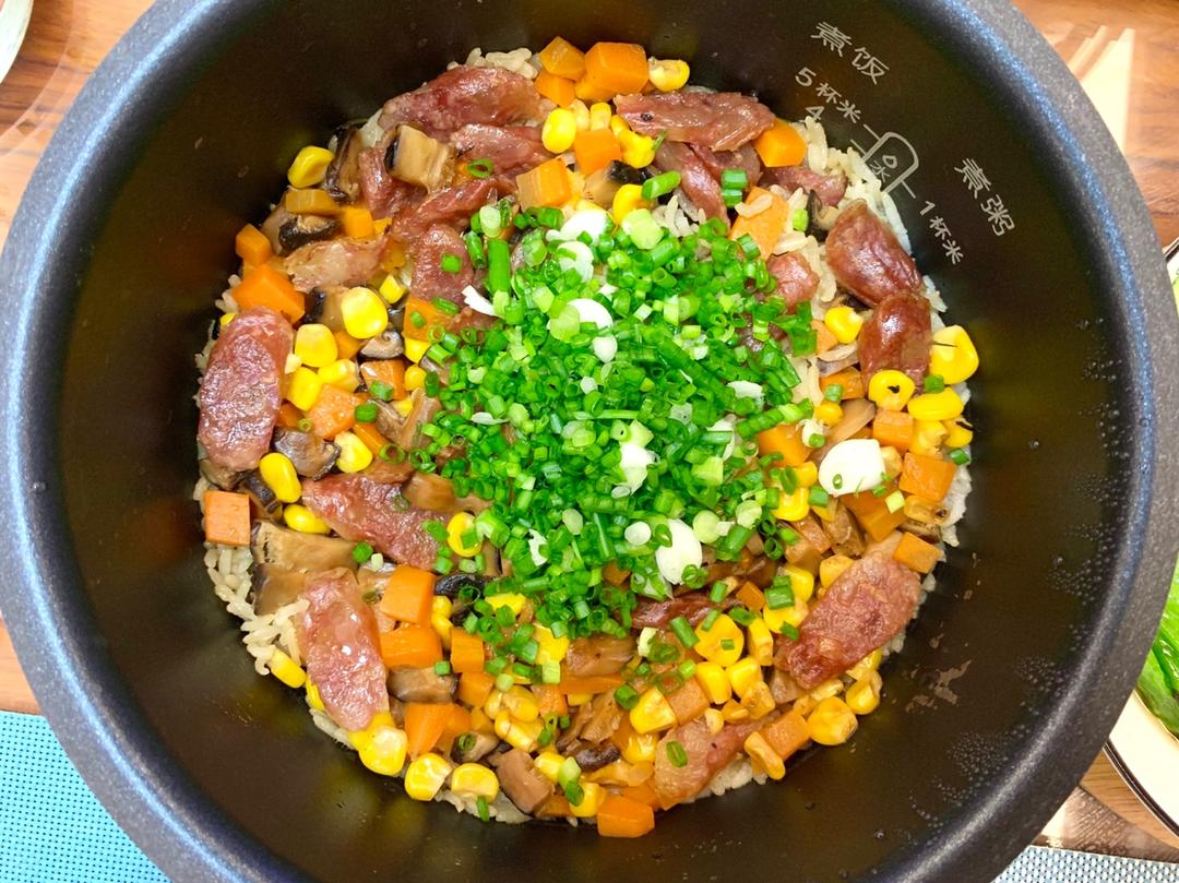 懒人必备～电饭煲腊肠焖饭