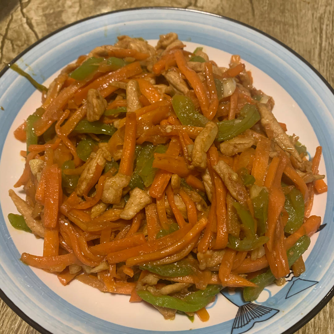 超级下饭胡萝卜丝炒肉