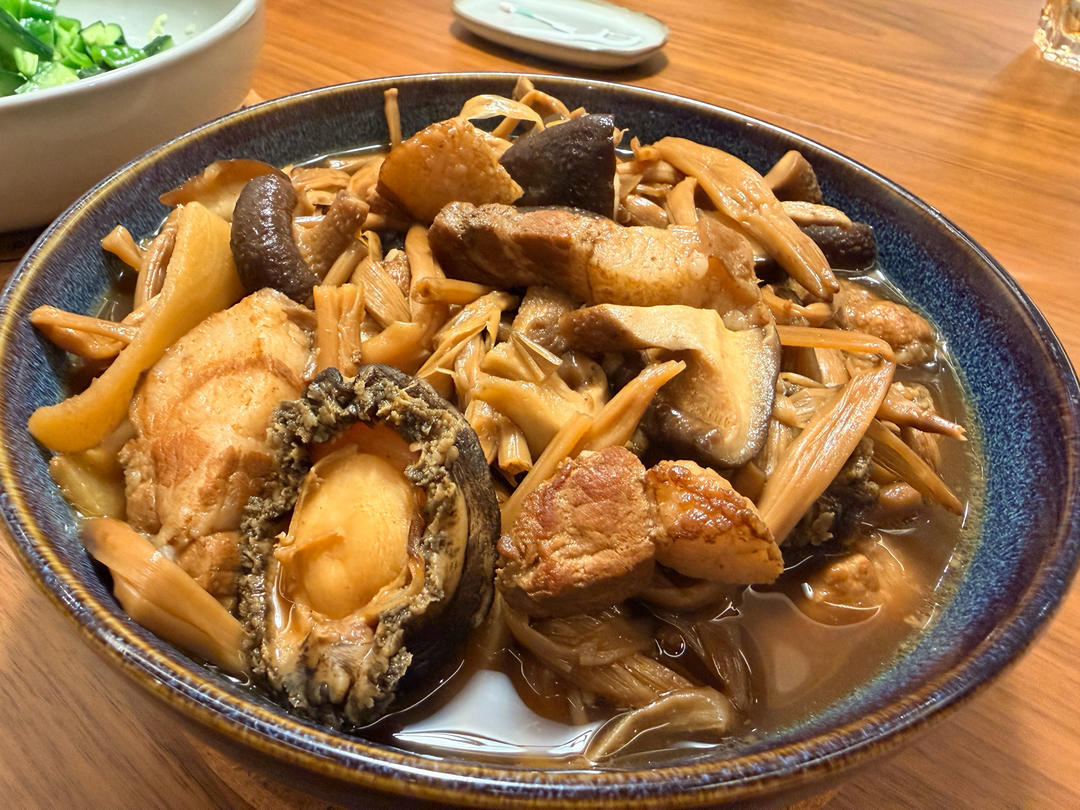 黄花菜炖肉