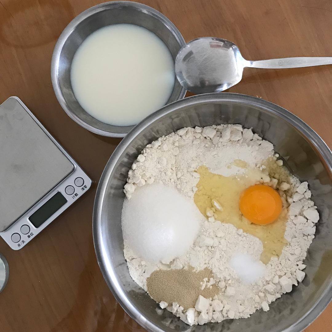 椰蓉面包卷