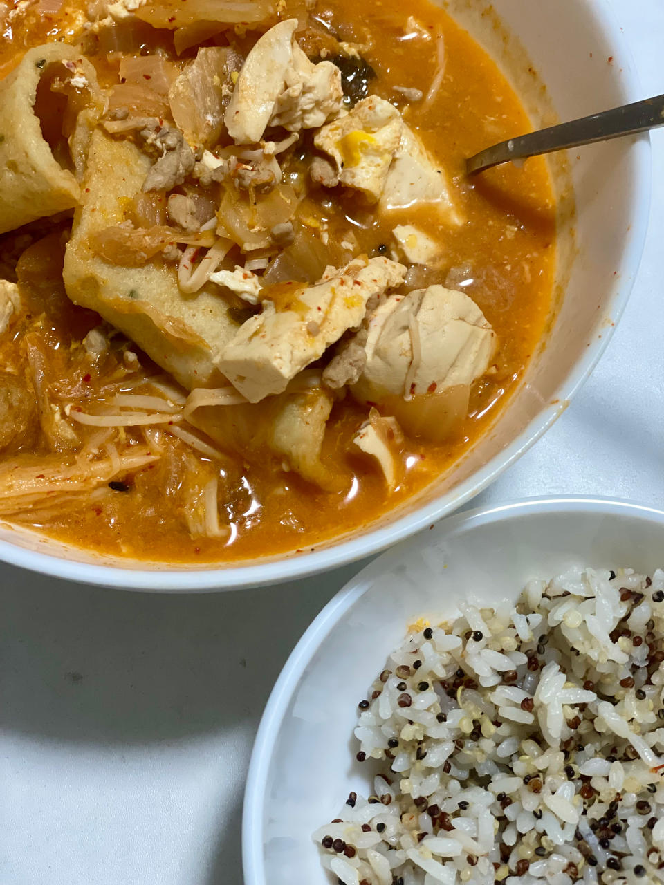 韩国大妈亲授— 韩式泡菜豆腐汤