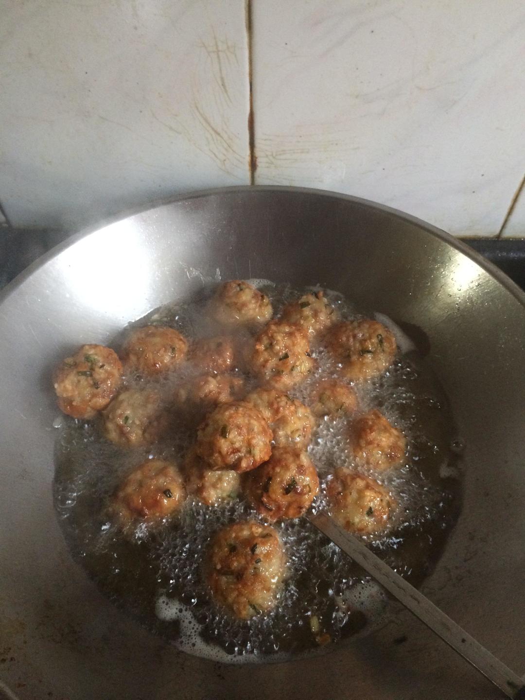 外婆秘制肉圆的做法