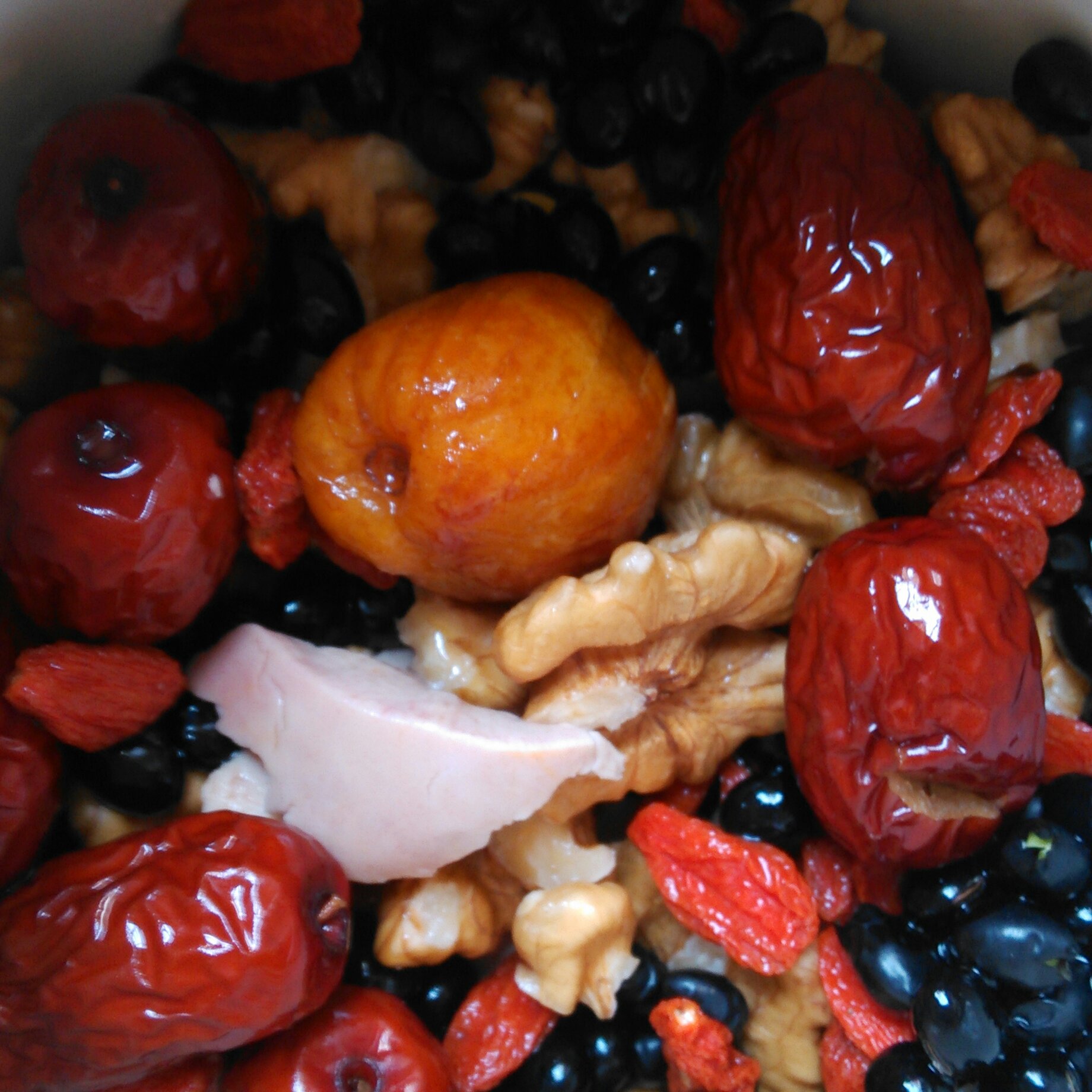 核桃黑豆炖猪腰