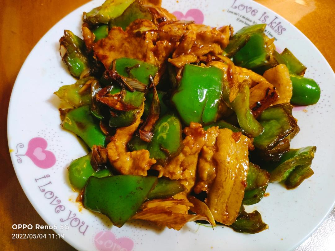 下饭神器👉青椒炒肉