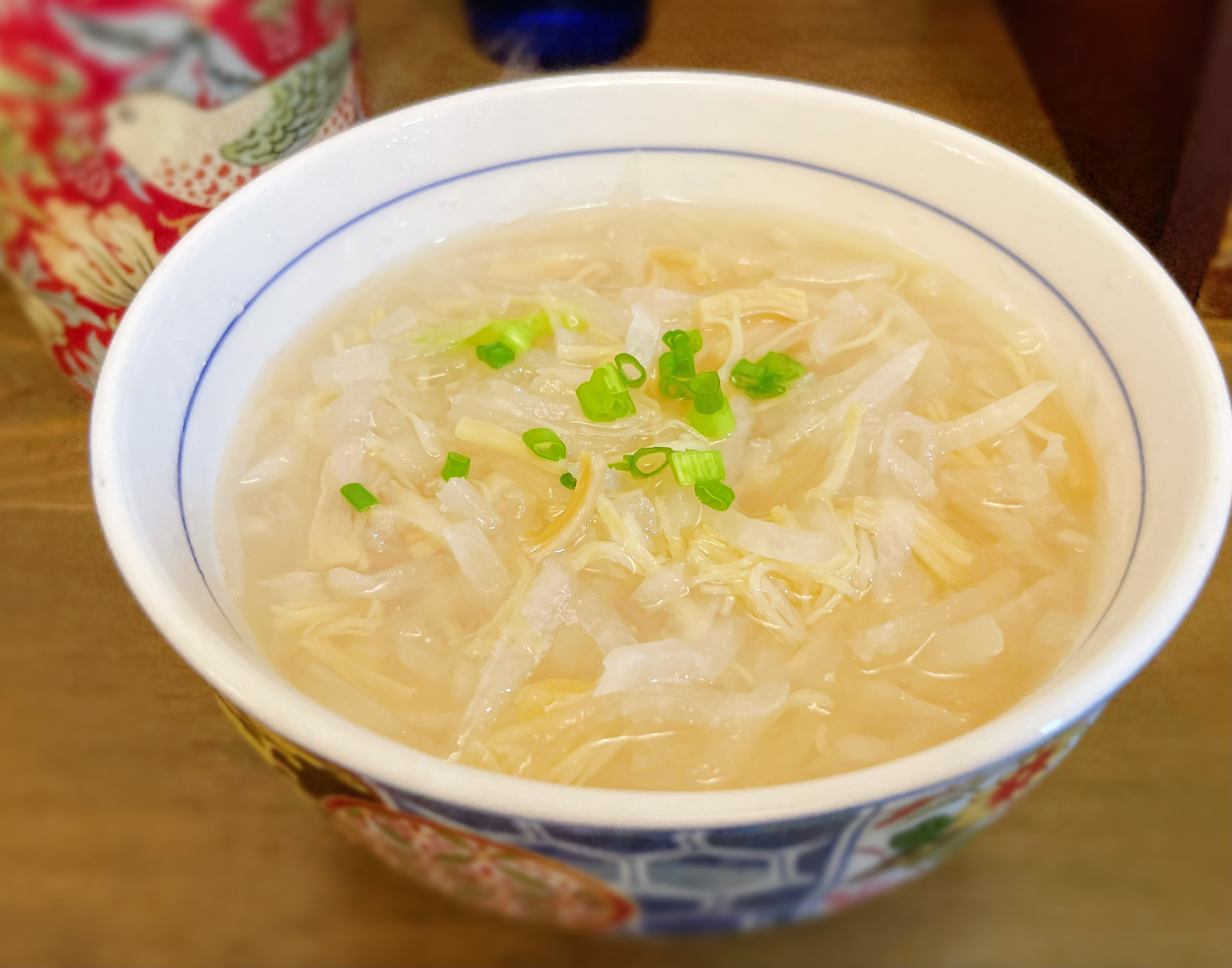 金丝白玉汤-最简单食材调料之干贝萝卜汤