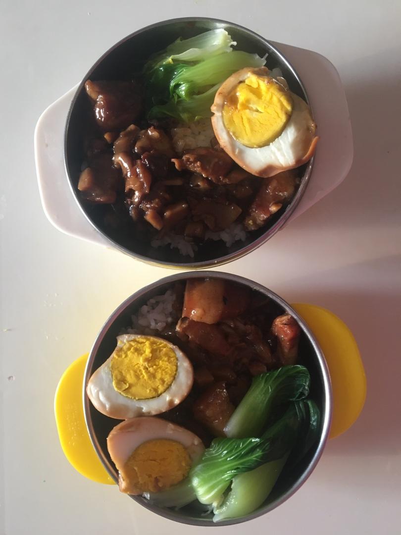 洋葱酥卤肉饭