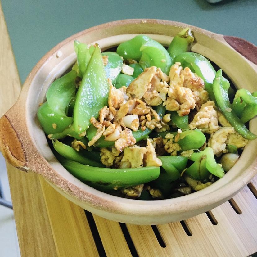 厨师长教你：“青椒炒鸡蛋”的家常做法 ,非常下饭