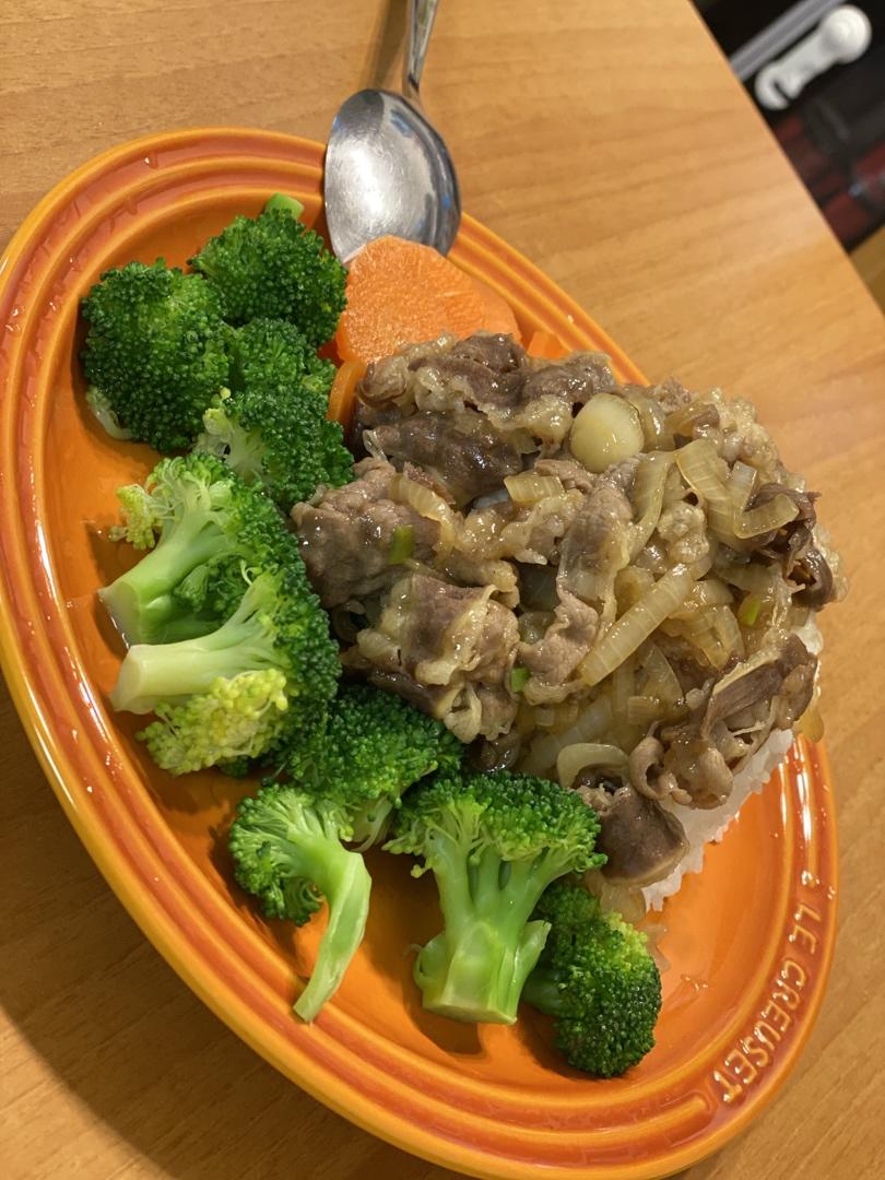 肥牛饭