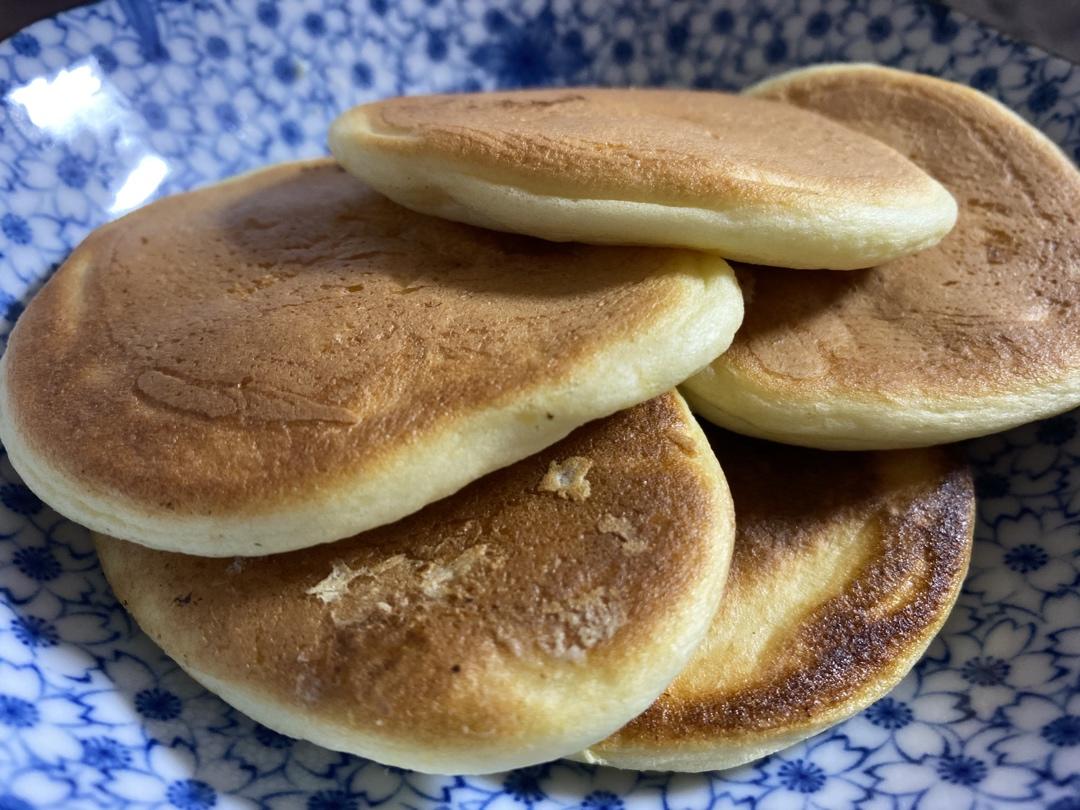 10分钟搞定网红舒芙蕾松饼🥞超松软『步骤详细附视频』『平底锅美食』