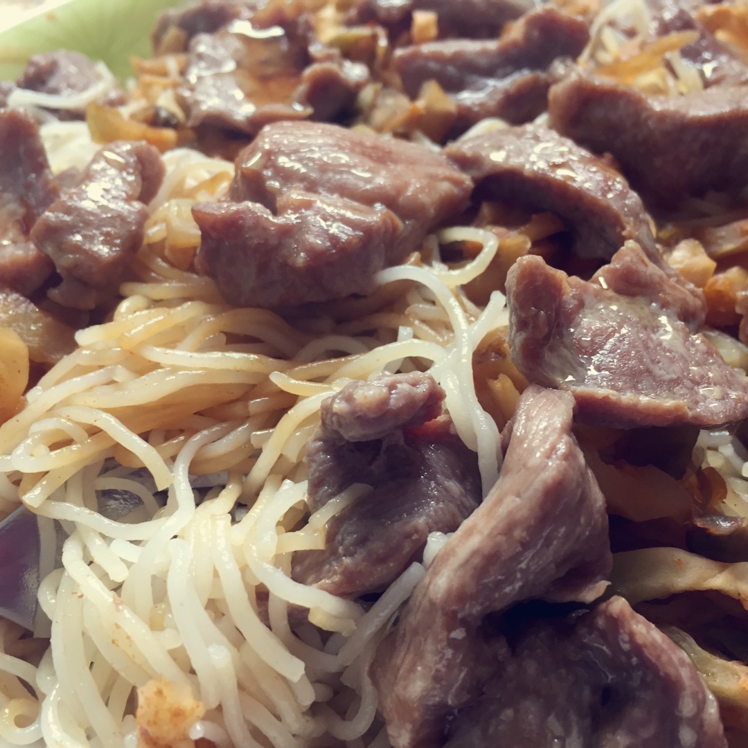 榨菜肉丝蒸米粉