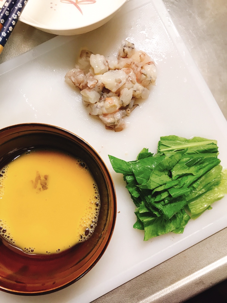 青菜鸡蛋虾仁汤的做法 步骤3