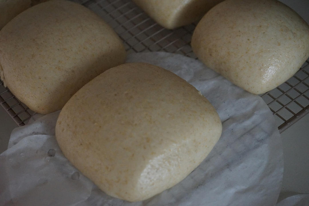 无油无糖松软的全麦馒头