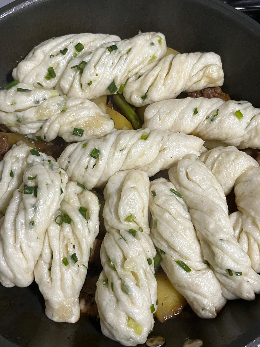 东北一锅出（焖卷子）