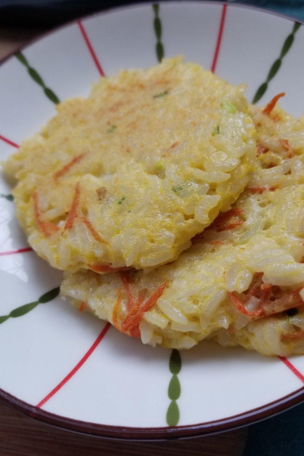 快手早餐…米饭鸡蛋饼