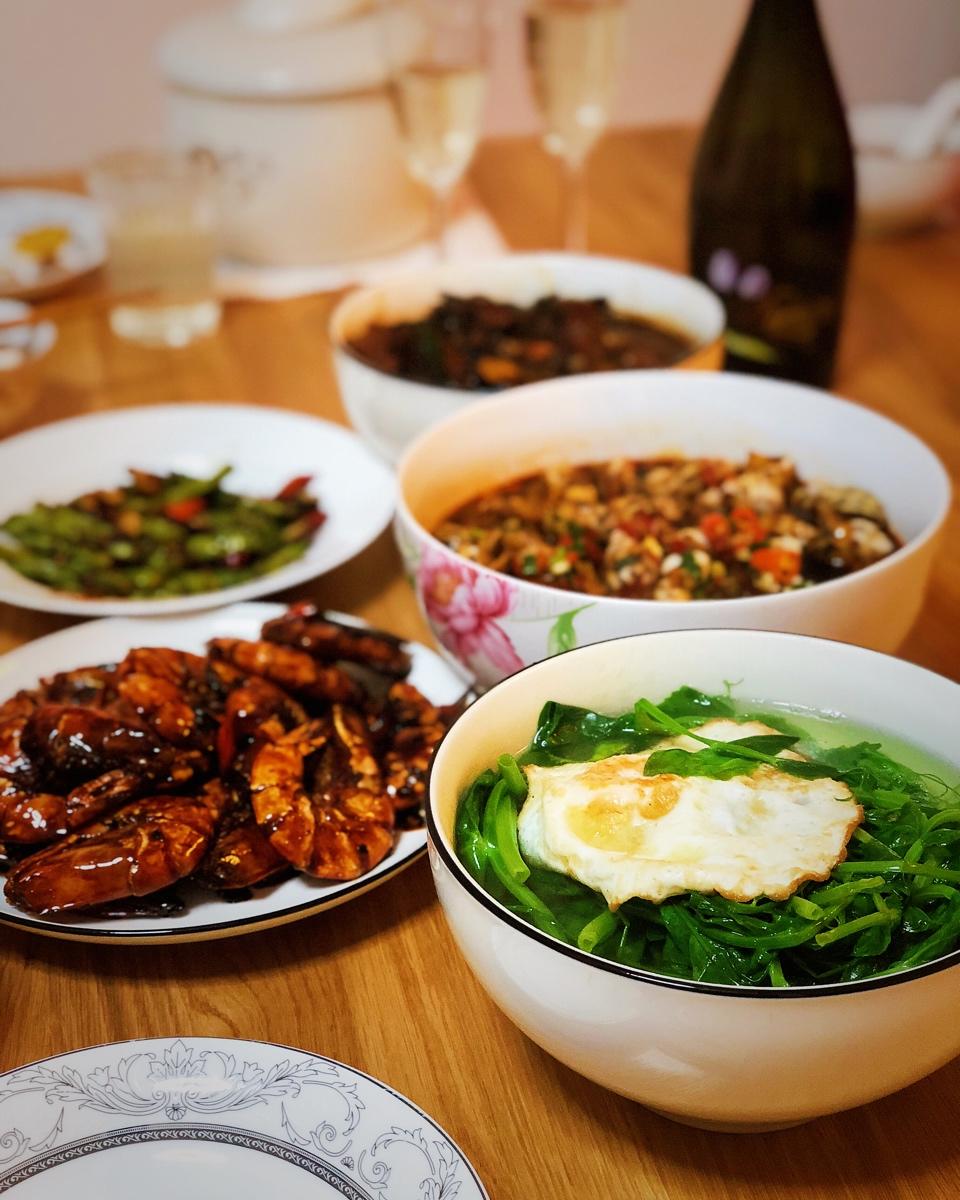 不是腌笃鲜