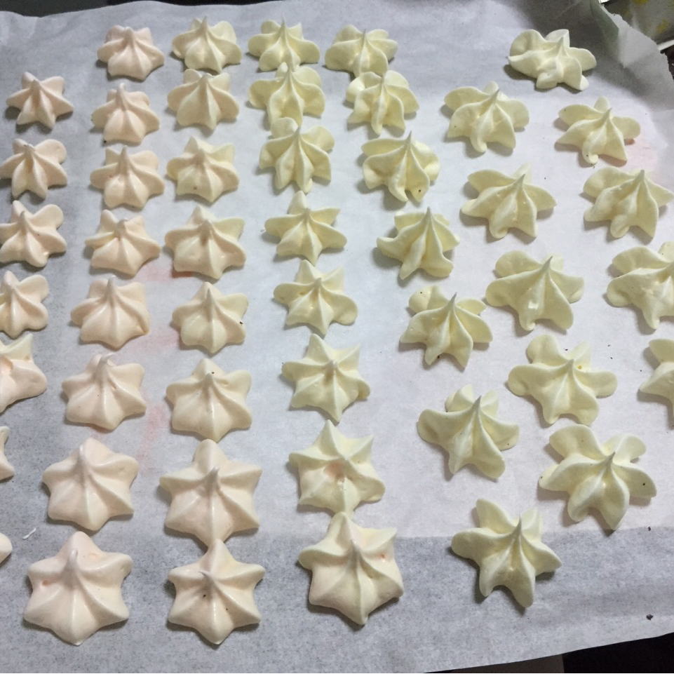 如何做出有棱有角+色调美美的蛋白糖