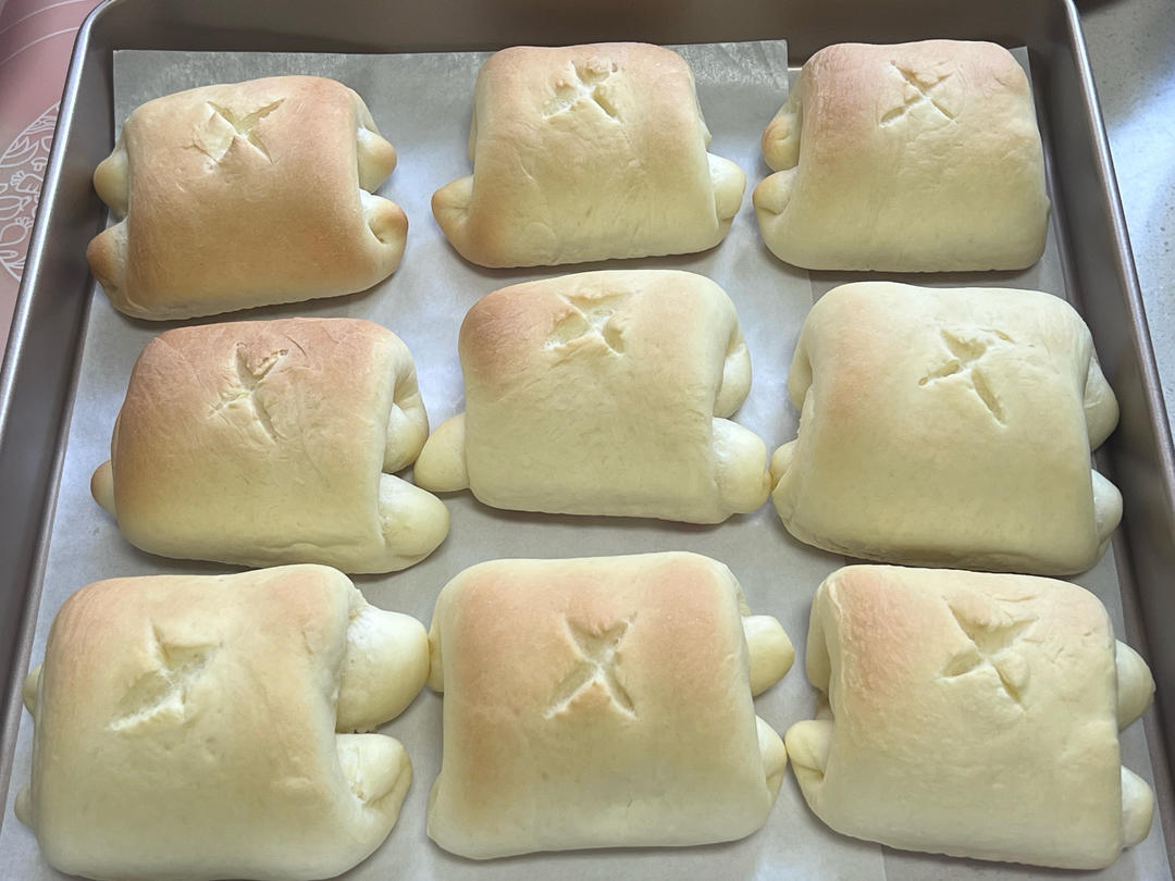 超软牛奶小面包