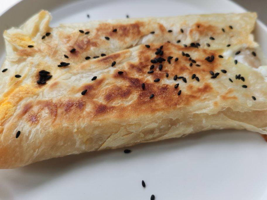 5分钟就能搞定的手抓饼早餐，酥到掉渣～