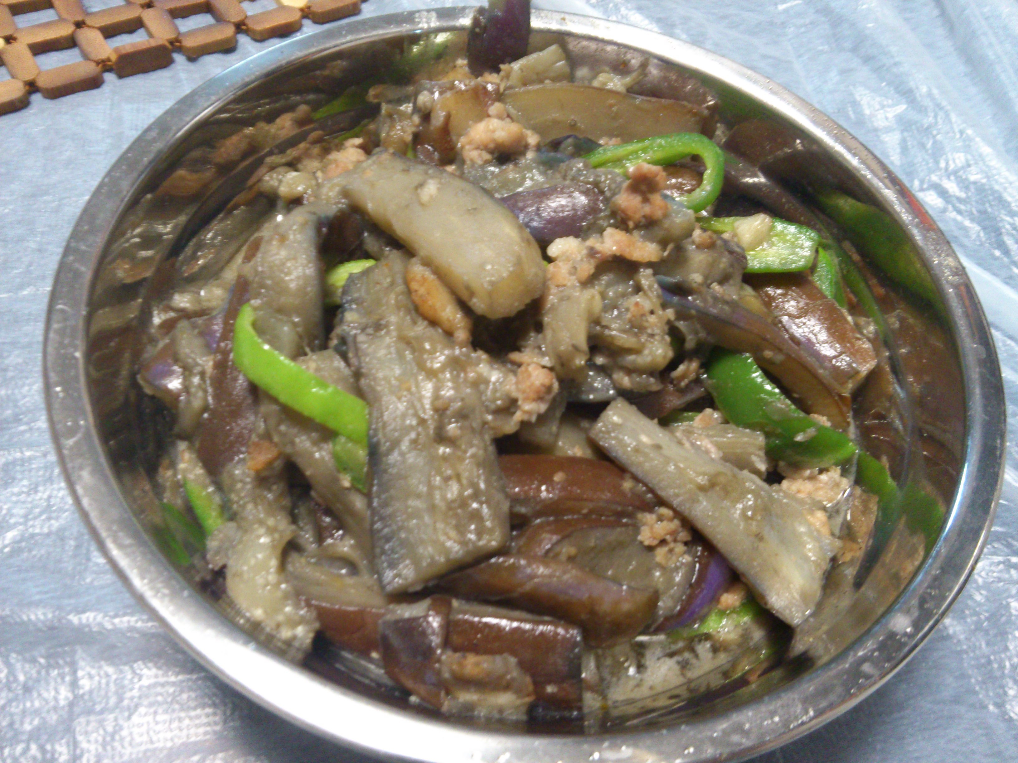 酱香肉末烧茄子