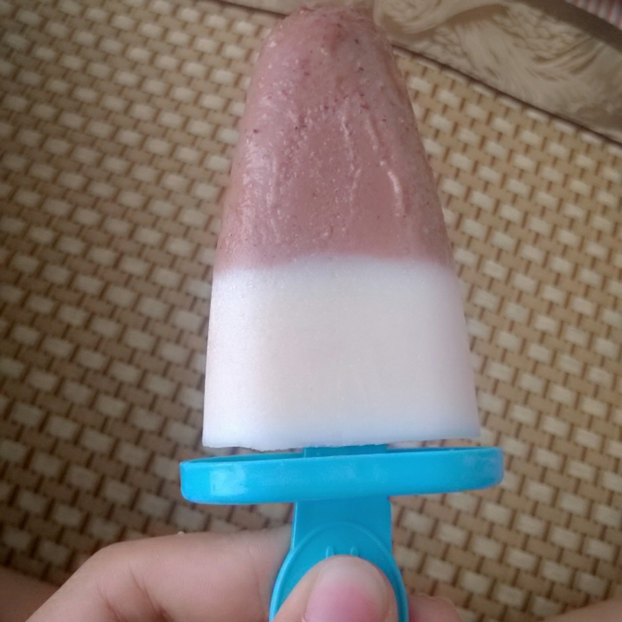 快手牛奶红豆雪糕