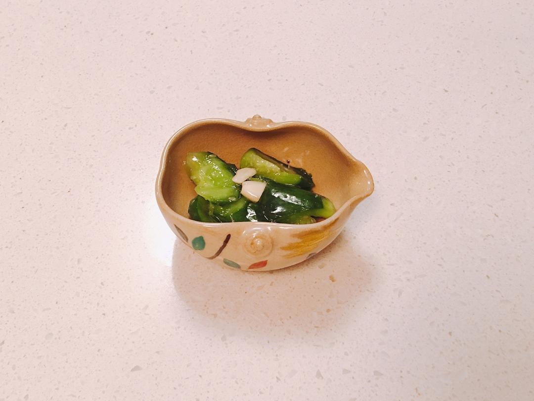 凉拌黄瓜