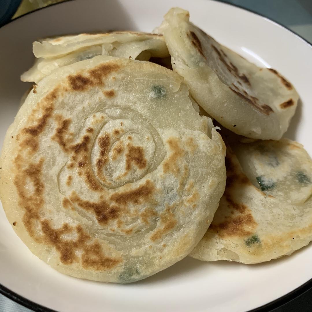 葱油饼（附外酥里嫩的技巧）