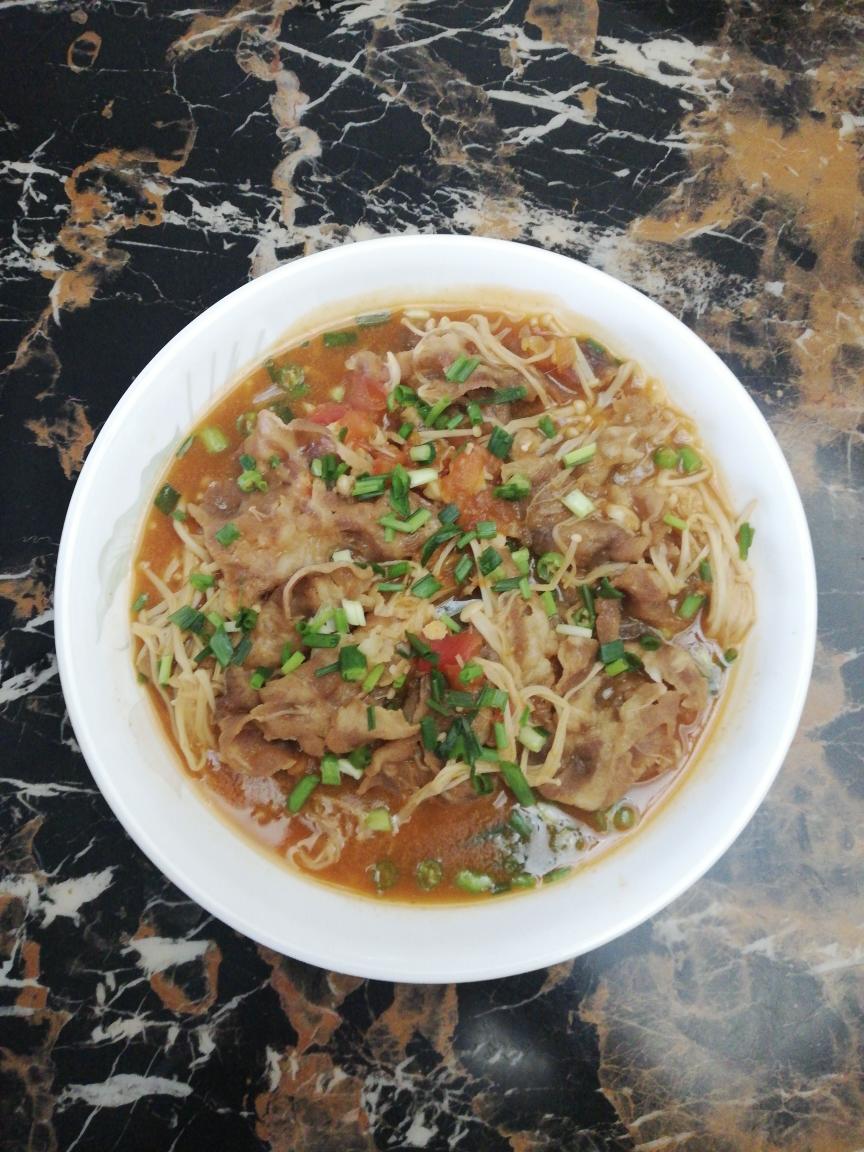 番茄肥牛金针菇