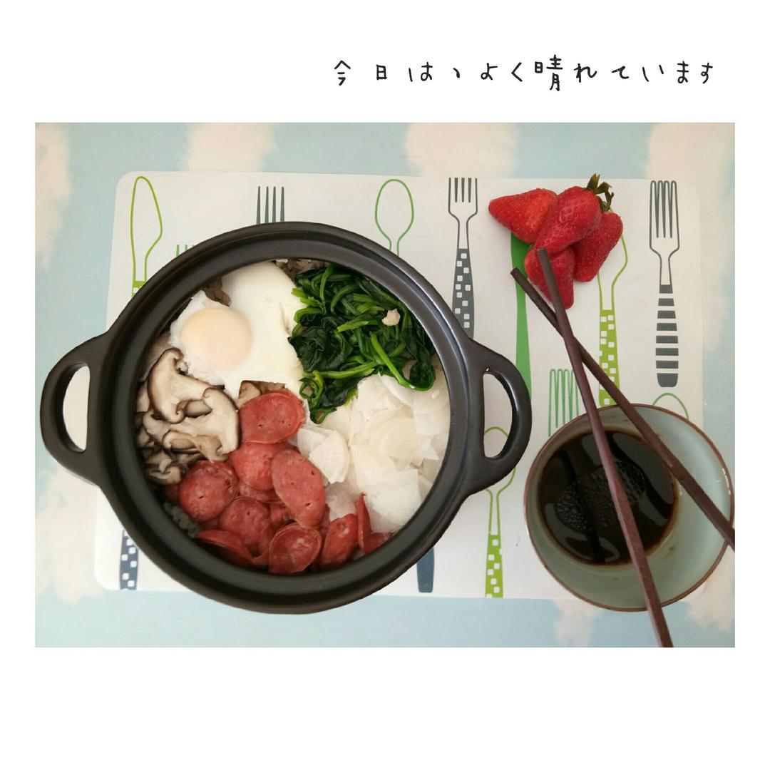 广式腊味煲仔饭