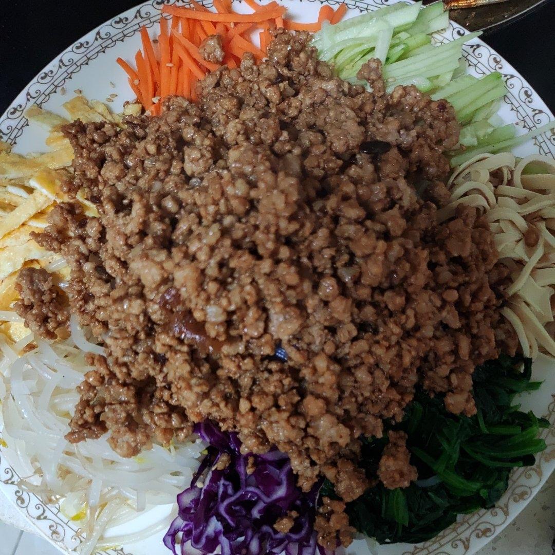 一盆才300卡的东北大拌菜