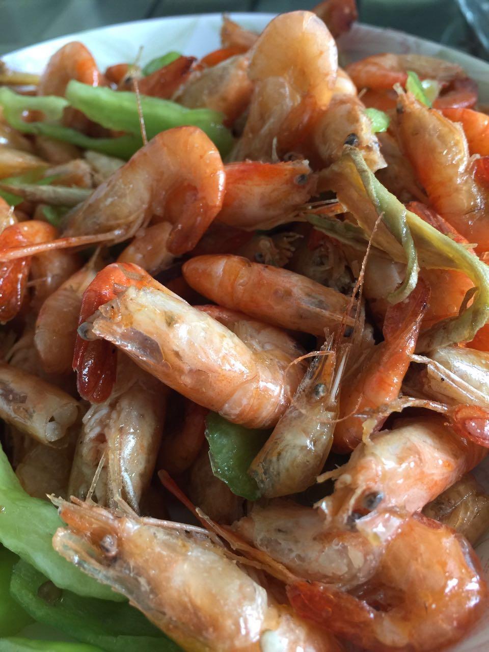 油爆小河虾