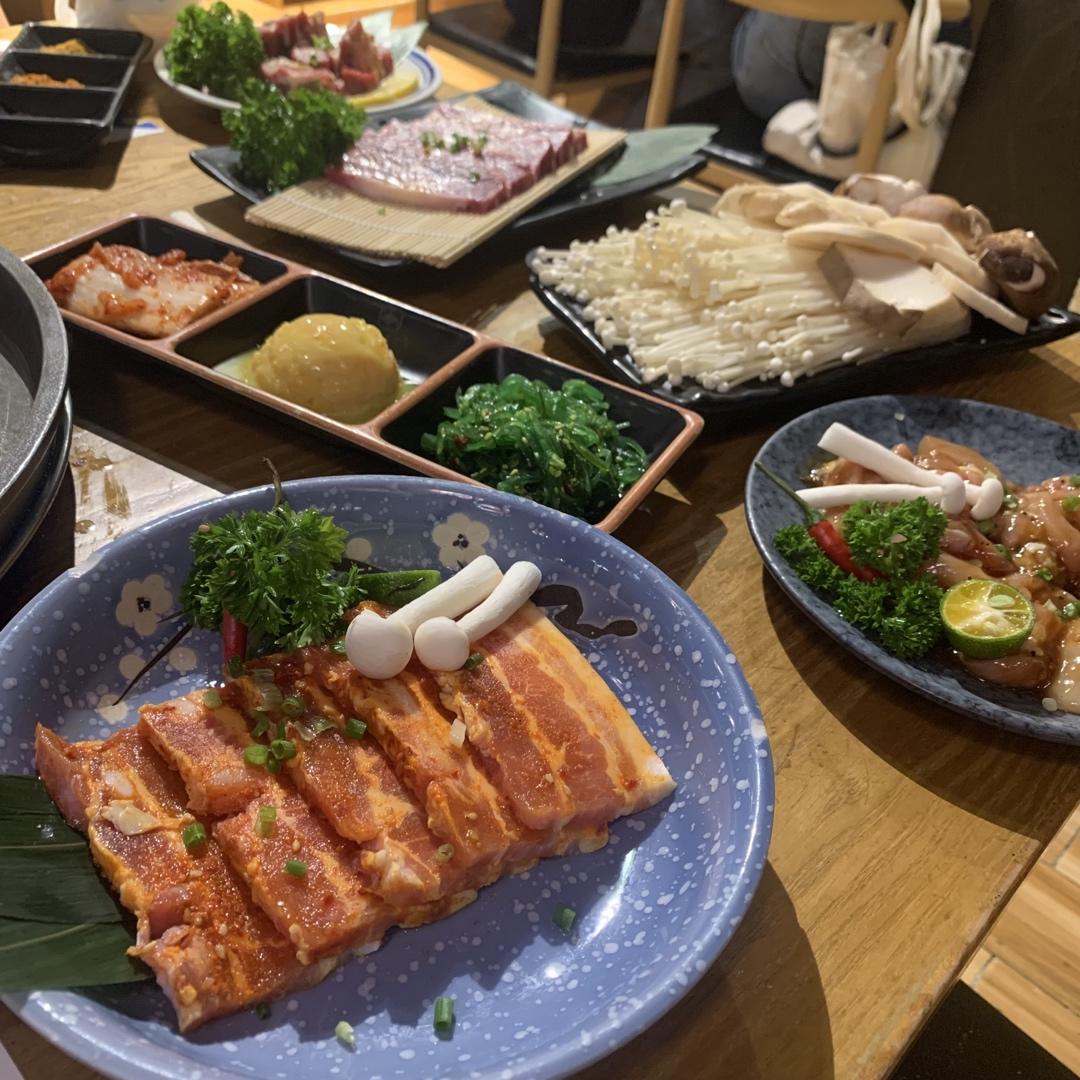 美食集